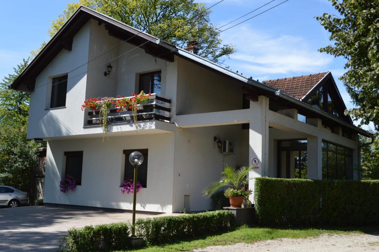 Bihać Villa My Island מראה חיצוני תמונה